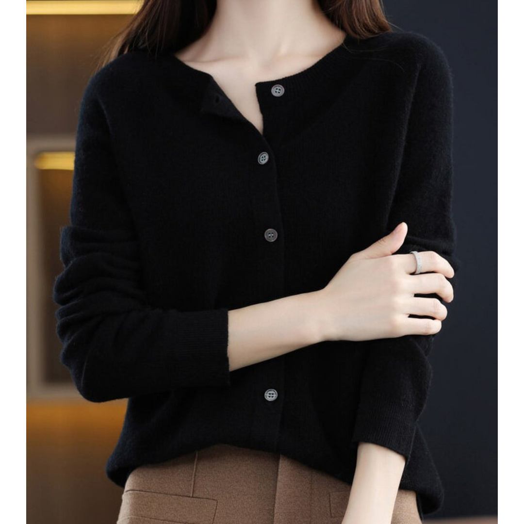 Hannah – Winter Essential Sweater