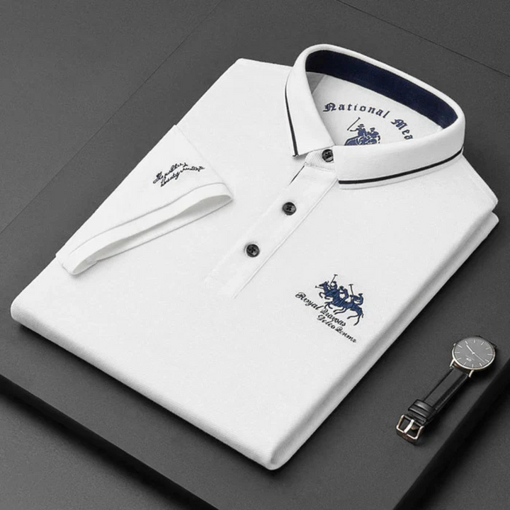 Liam – Everyday Ease with a Sharp Edge