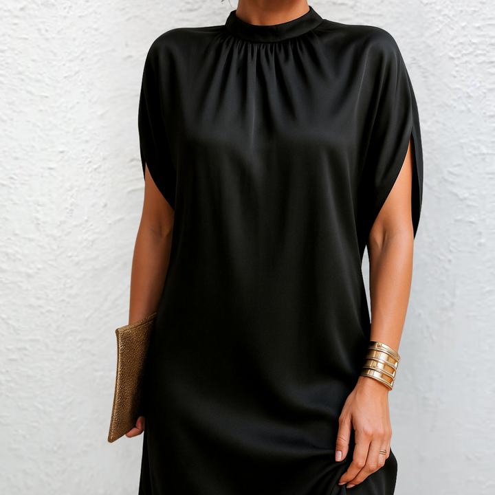 Mila – Elegant V-Neck Day Dress