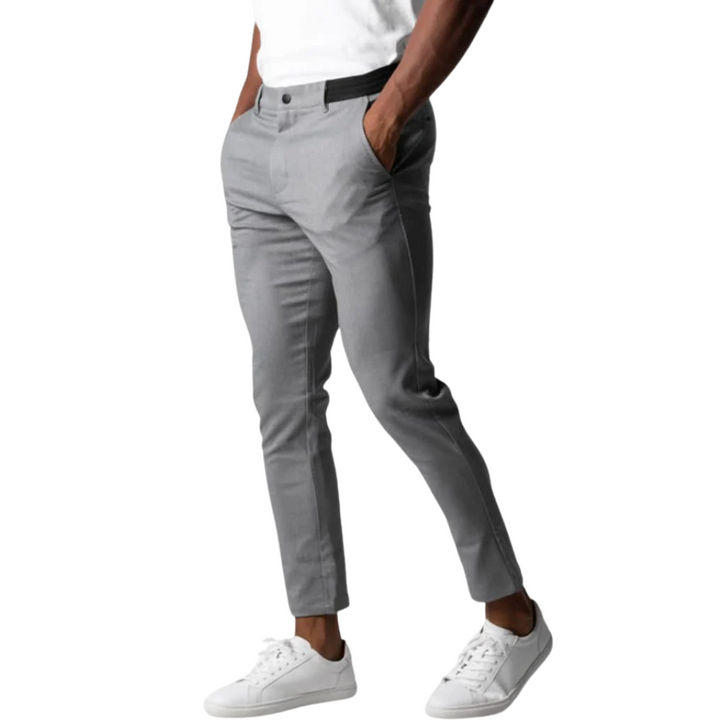 Lucas – Everyday Style with a Smart Edge