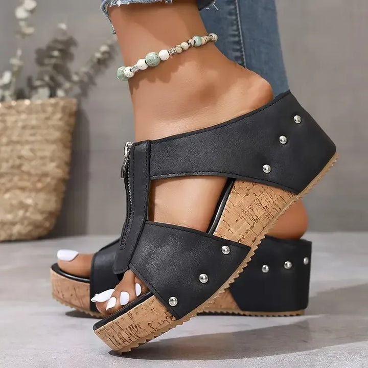 Joyce – Sandals for Daily Ease