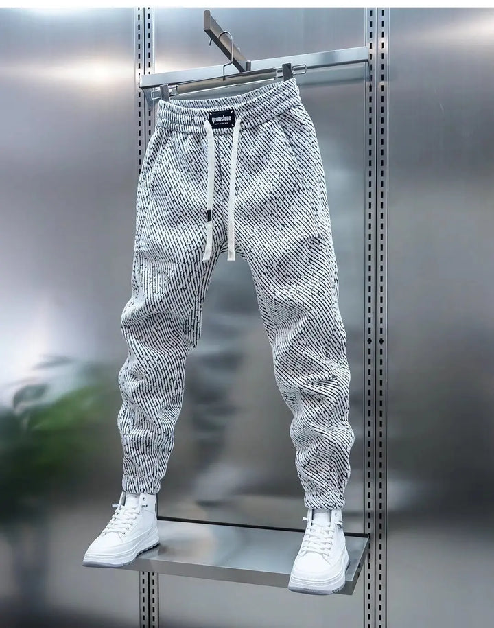 Ethan – Effortless Style in Motion