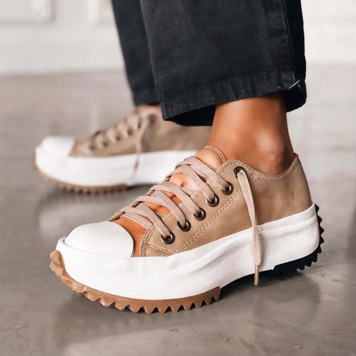 Alessia – Modern Platform Shoes