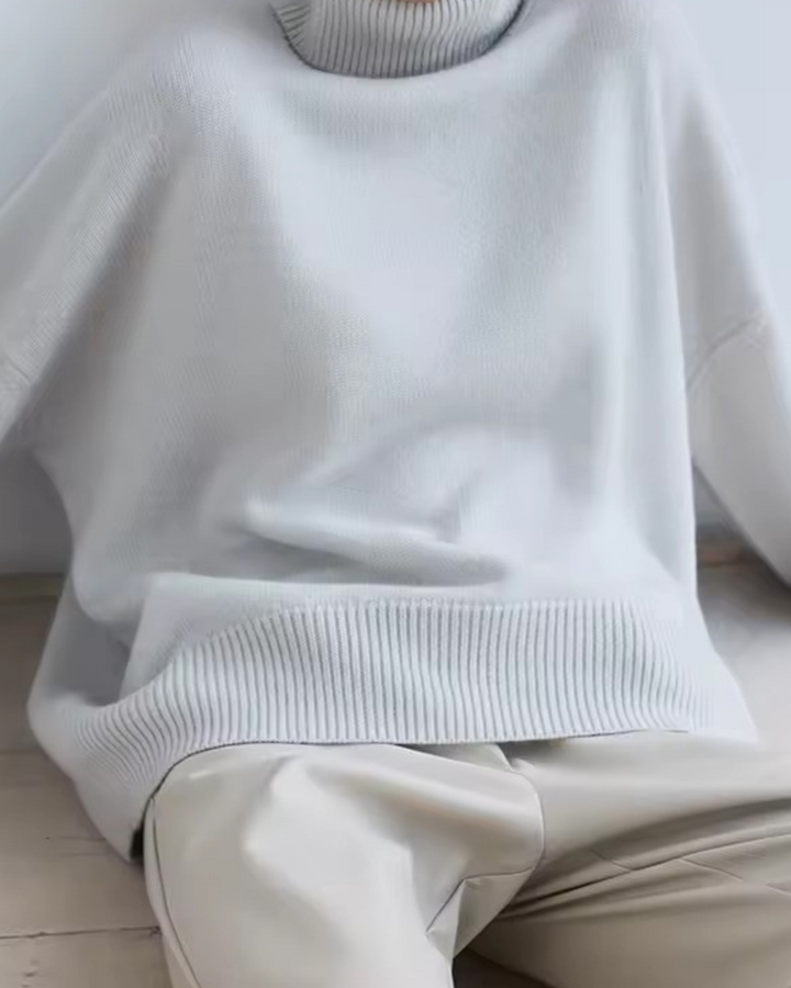 Isabella - Oversized Turtleneck