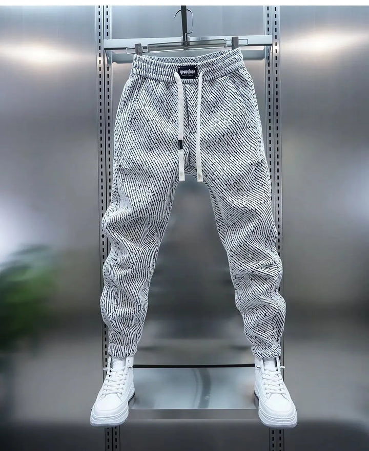 Ethan – Effortless Style in Motion