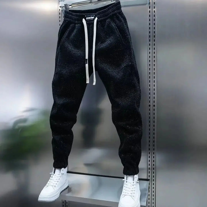 Ethan – Effortless Style in Motion