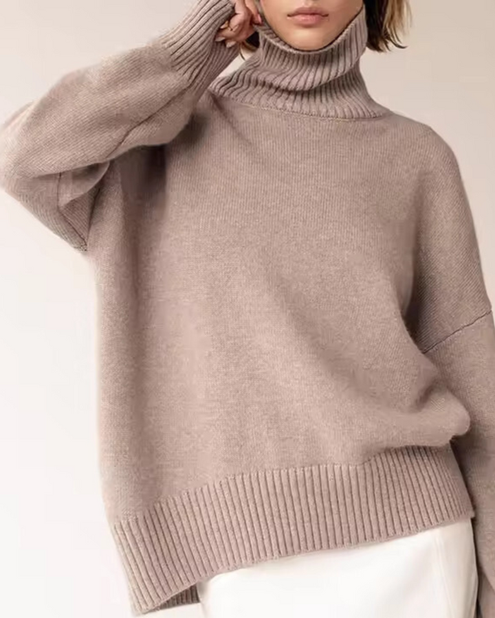 Isabella - Oversized Turtleneck