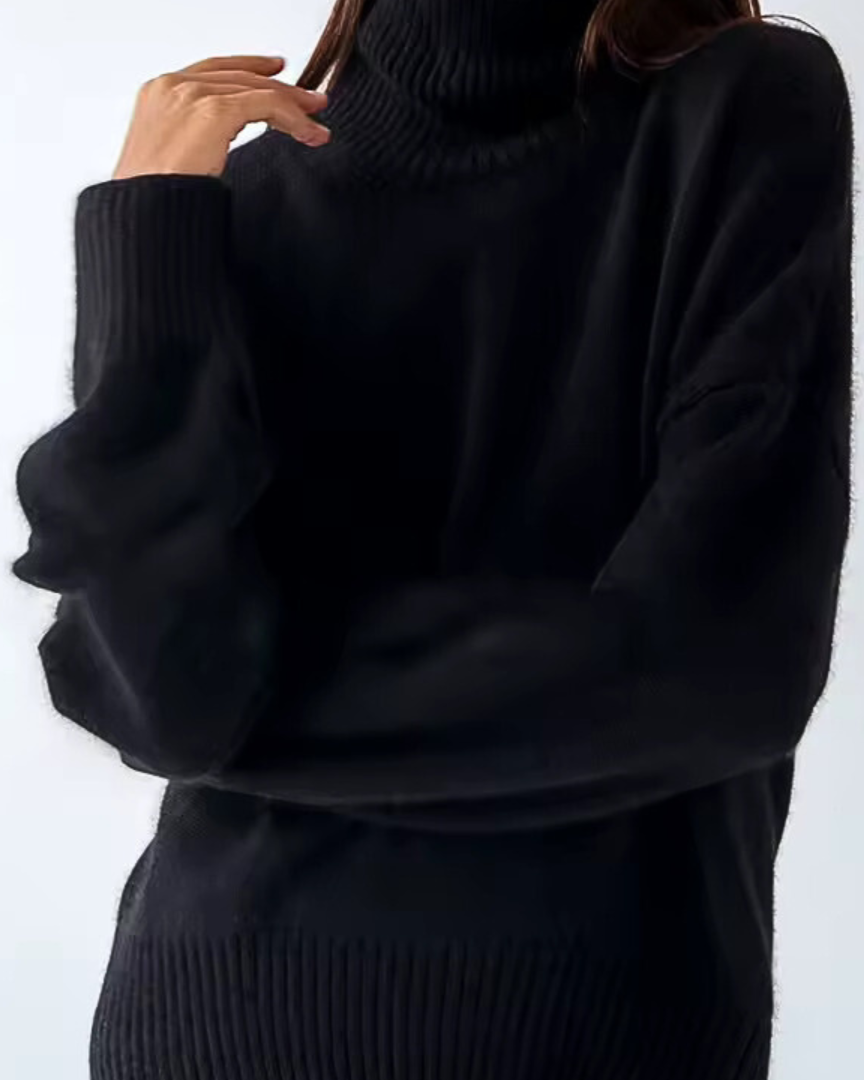 Isabella - Oversized Turtleneck