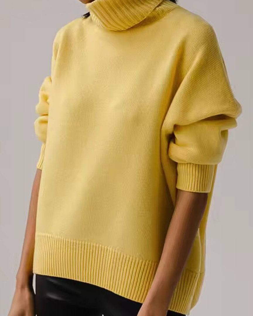 Isabella - Oversized Turtleneck
