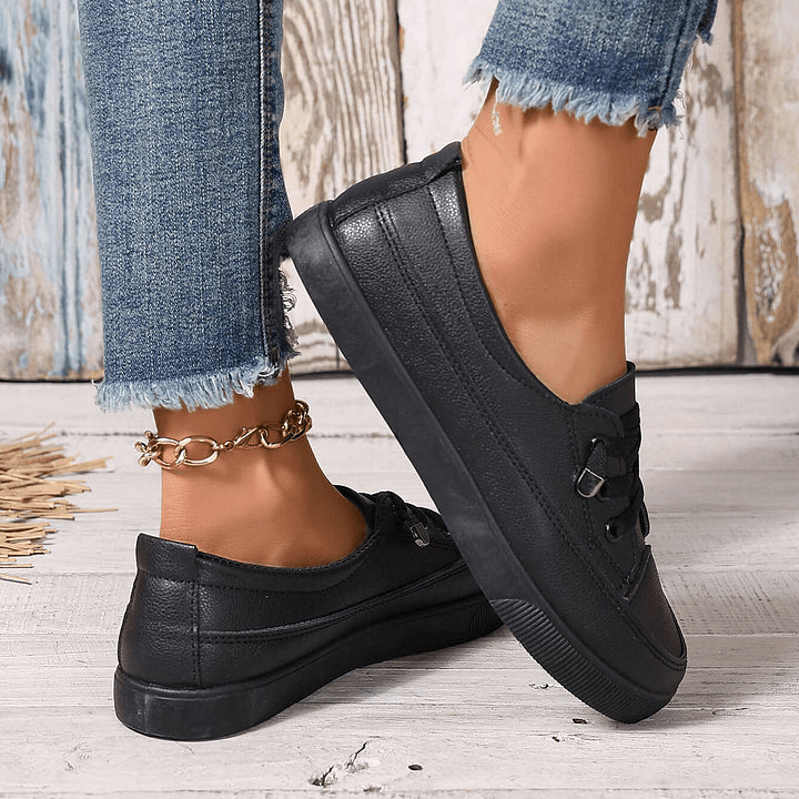 Elise – Chic Pointed Flats