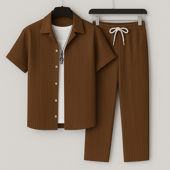 Tyler – Summer Ease with a Sharp Look