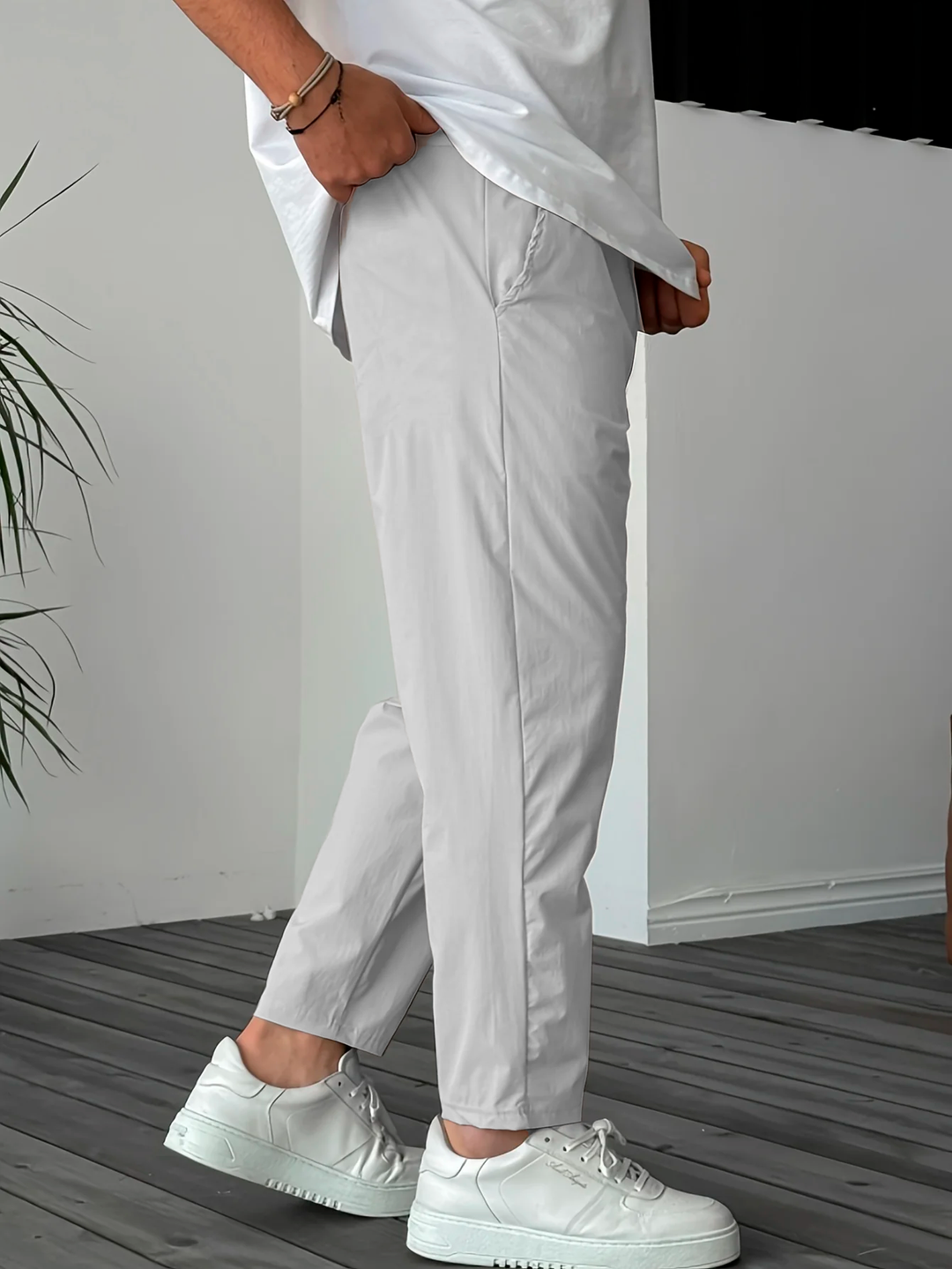 Elliot – Tapered Drawstring Trousers