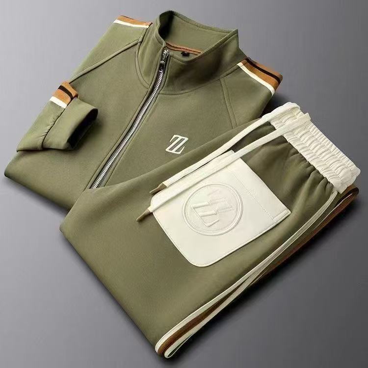 Marcus – Tracksuit