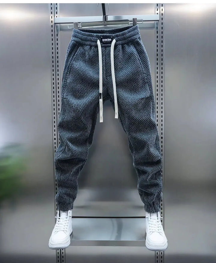 Ethan – Effortless Style in Motion