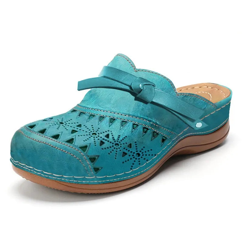 Danielle – Everyday Support Clogs